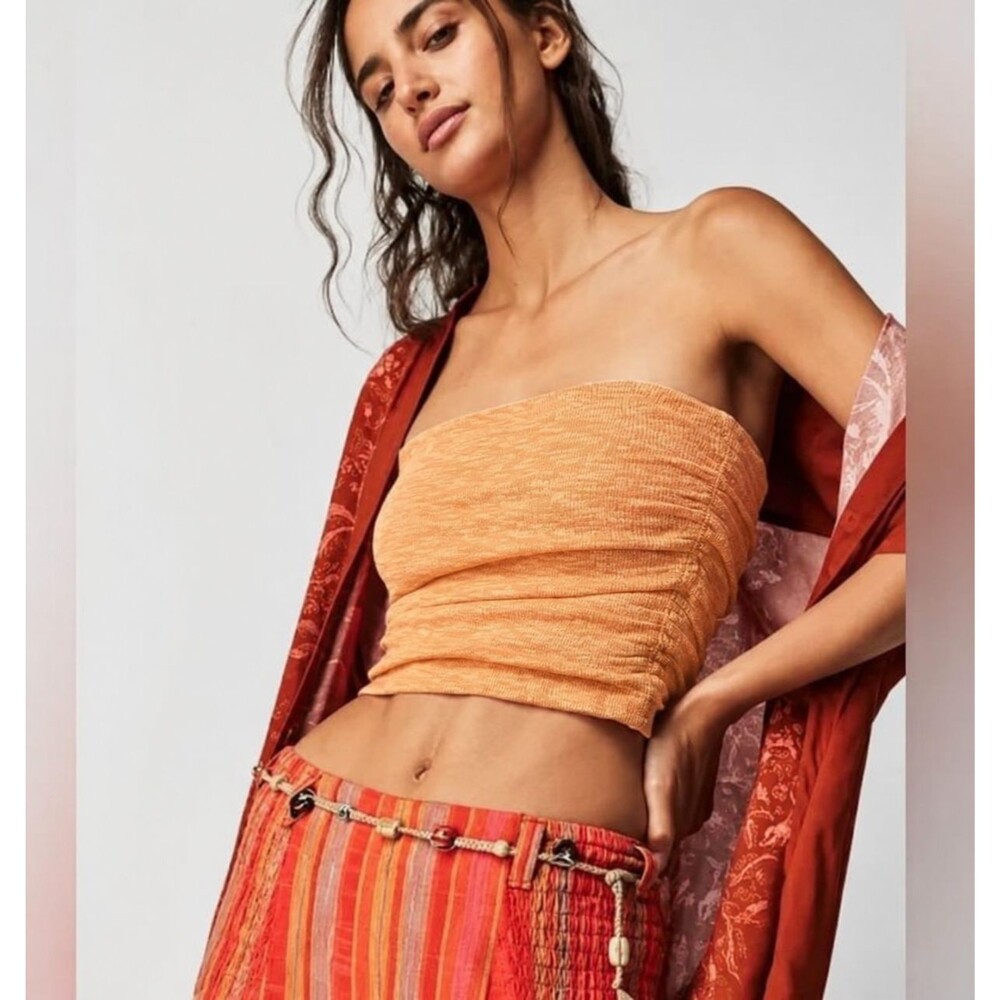 FREE PEOPLE Boulevard Crop Tube Top M Light Orange Ruched Cotton Lined EUC B64